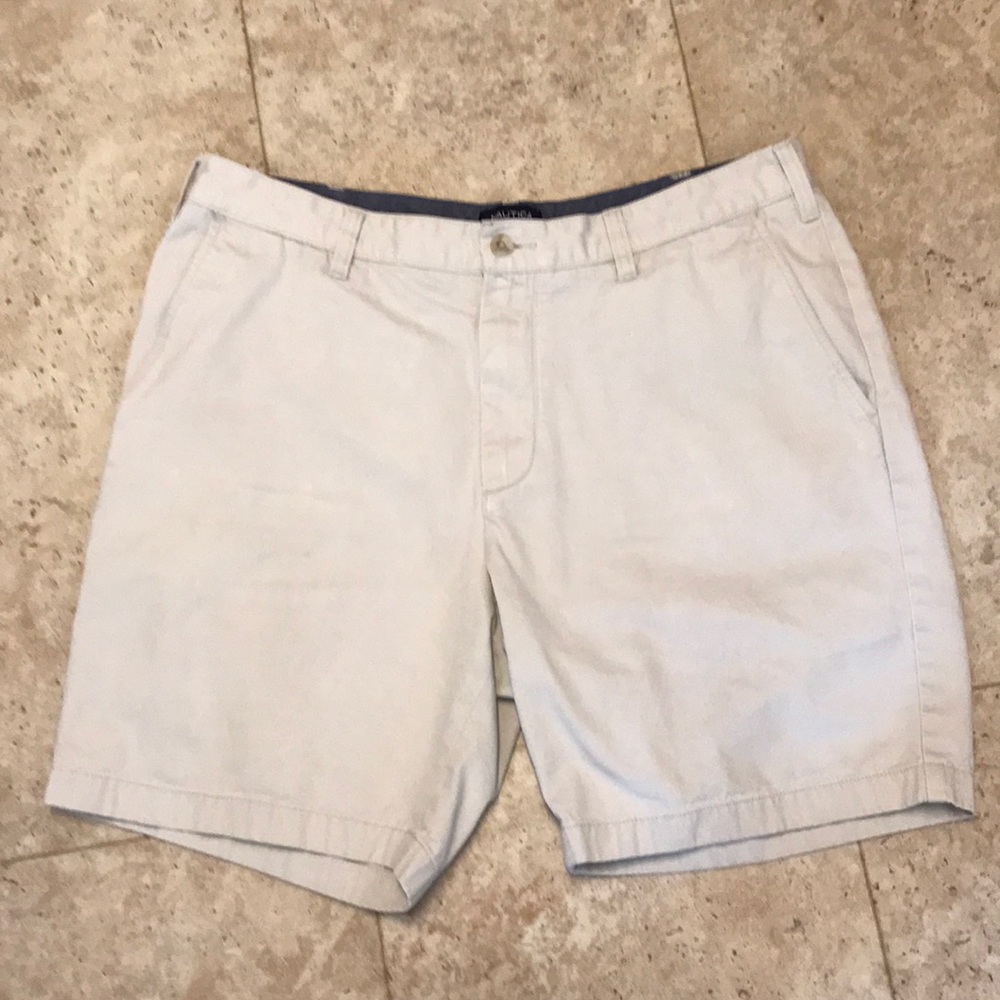 Men’s Nautica Shorts sz 36w